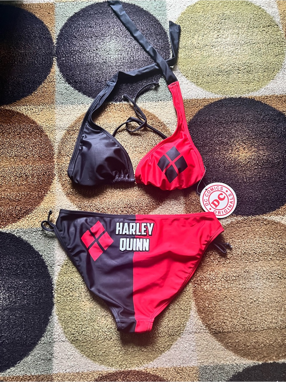 DC Harley Quinn Bikini - Picture 2 of 8